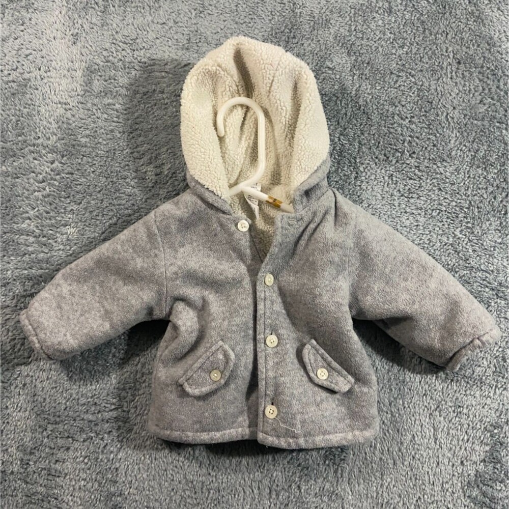 Gap Baby  Fleece Sherpa Lined Gray Button Front Warm Coat 3-6  Month Unisex Hoo